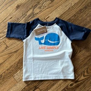 Patagonia kids 3T capilene “live simply” shirt in navy/white